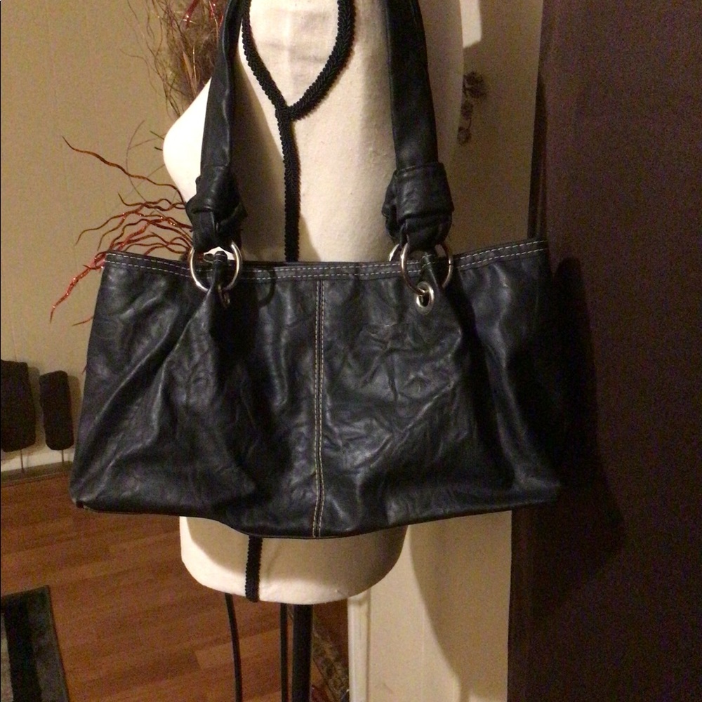 👜 Black Purse